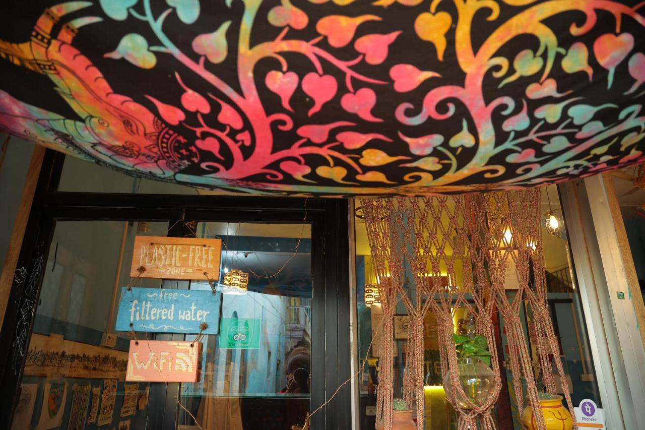 Good Vibes Hostel Varanasi Dış mekan fotoğraf