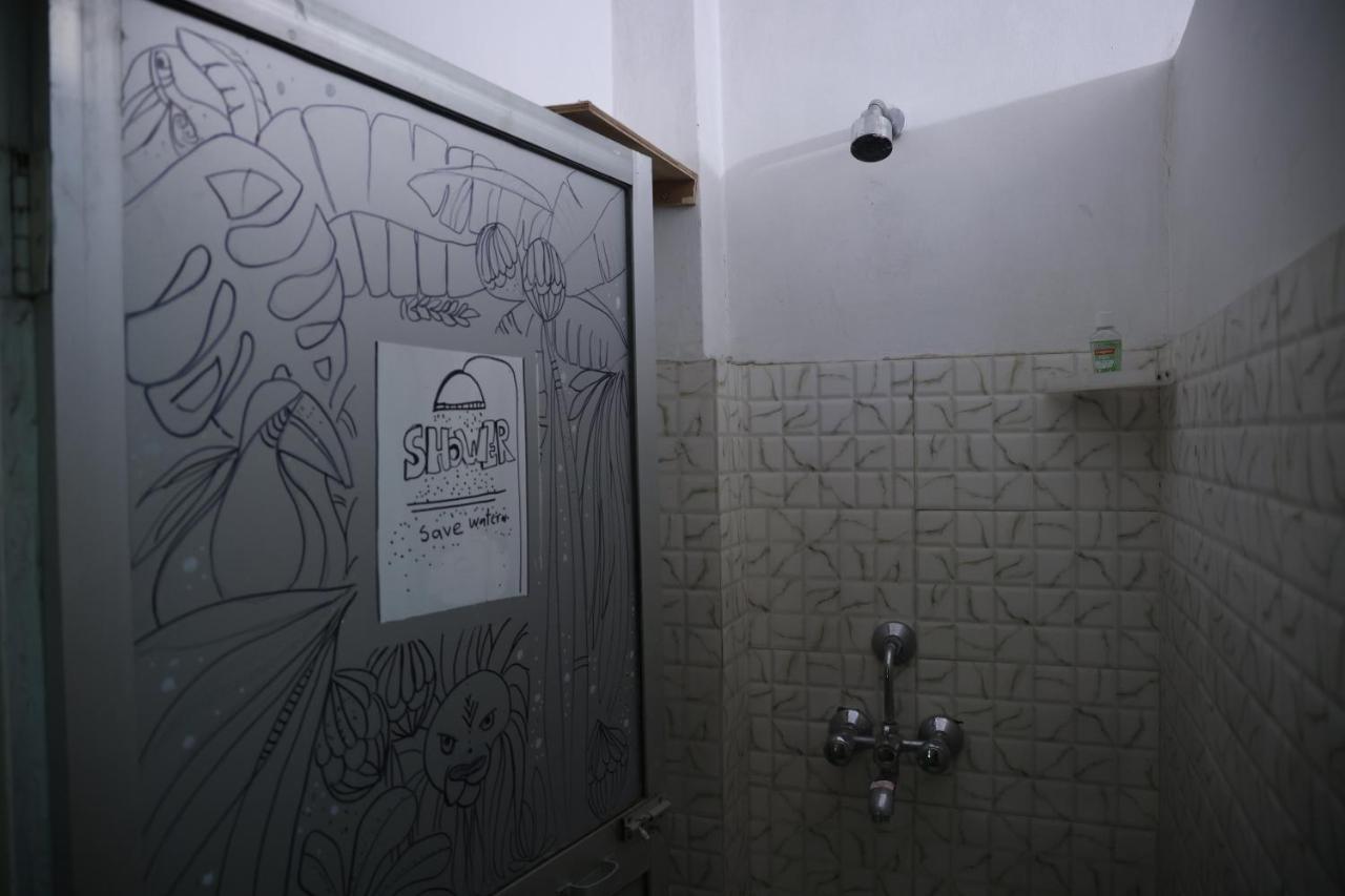 Good Vibes Hostel Varanasi Dış mekan fotoğraf