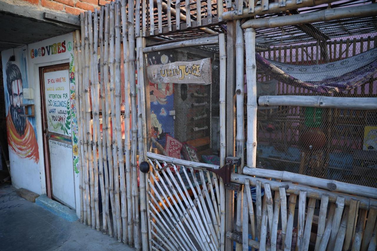 Good Vibes Hostel Varanasi Dış mekan fotoğraf